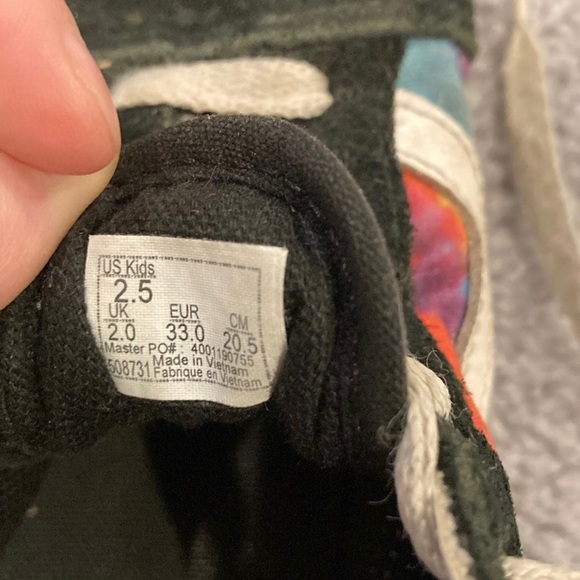 Vans Old Skool Skate Shoes - Picture 5 of 6